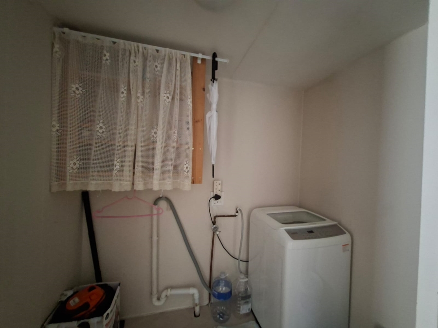 4 Bedroom Property for Sale in Hartenbos Central Western Cape